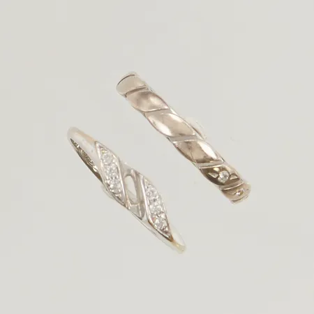 2 Ringar gravyr, 18K 4,0g.