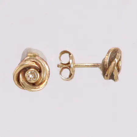 Ett par örhängen längd 1 cm 18K Vikt: 0,5 g