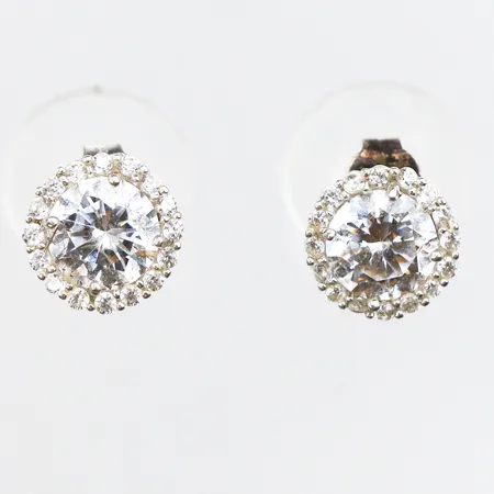 Örhängen med vita stenar, Ø8,2mm, 925/1000 silver. Vikt: 1,7 g