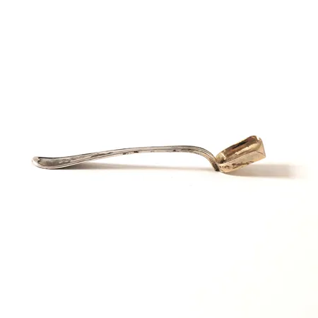 Saltsked modell Svensk längd 9cm, delvis förgylld, silver 830/1000 Vikt: 10,6 g