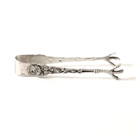 Sockertång med rosdekor, längd 9cm, silver 830/1000 Vikt: 19,2 g