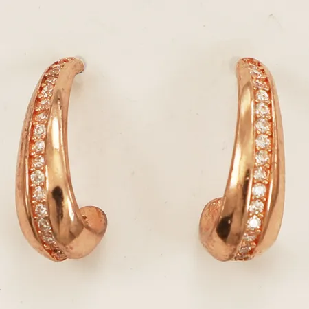 Ett par örhängen med vita stenar längd 16mm, bredd 4,6mm silver 925/1000 Vikt: 2 g