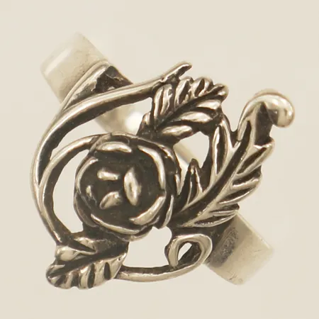 Ring med dekor ros stl:17 bredd 18,5mm silver 925/1000 Vikt: 3 g
