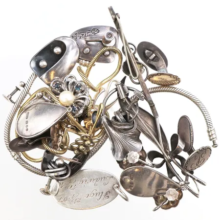 Diverse silver, defekter, ojämnheter, gravyrer, förgyllning, sten, 830-925/1000 silver. Vikt: 105 g