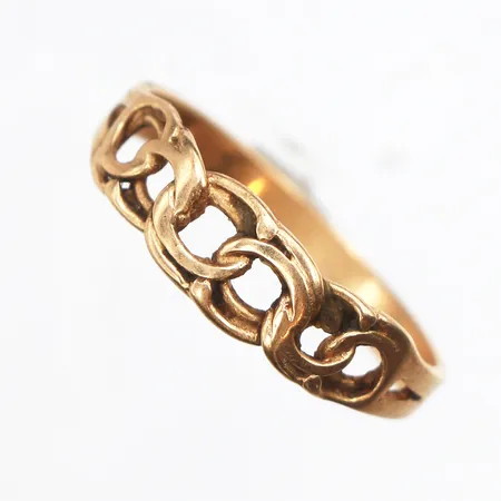 Ring Bismarck, stl:17, bredd 2,5-5,4mm, något skev skena, 18K. Vikt: 1,8 g