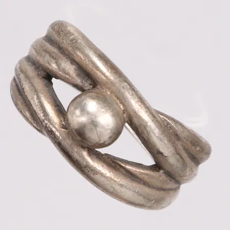 Ring stl:19¼ silver 925/1000 Vikt: 5 g