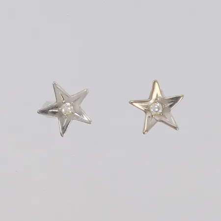 Ett par örhängen stjärnor med vita stenar, Ø 8mm, vitguld, böjda stift, 18K Vikt: 0,9 g
