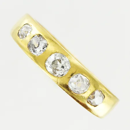 Kedja Pansar längd 45,5cm bredd 2,5mm, säkerhetskedja, något skevt lås, 18K.   Vikt: 7,2 g