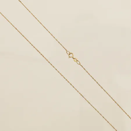 Kedja Singapore längd 46cm bredd 0,8mm 18K Vikt: 1 g
