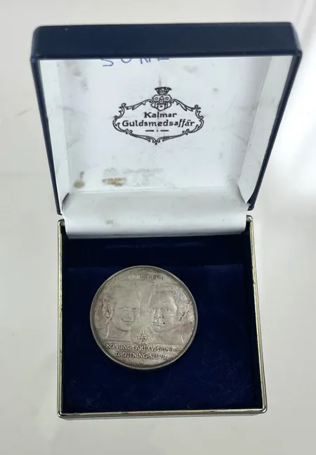 Minnesmynt 50kr Kungabröllopet -19 juni 1976 Konung Carl XVI Gustav och Drottning Silvia 925/1000 Silver    Vikt: 27 g