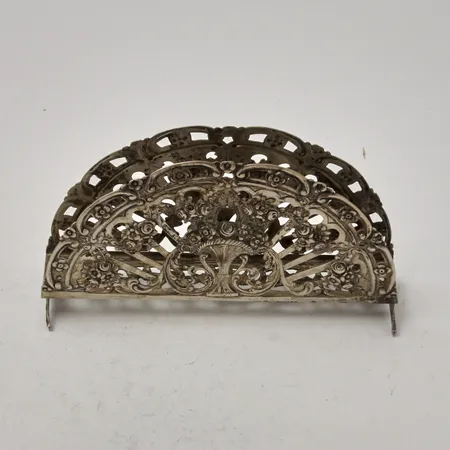 Damur 17 jewels, 17,5cm, silver 830/1000, saknar glas, går ej, bruttovikt 23,39g. nettovikt 20,05g.