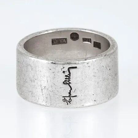 Ring Ti Sento stl:19¾ bredd 7,5-13mm, 925/1000 17,3g.