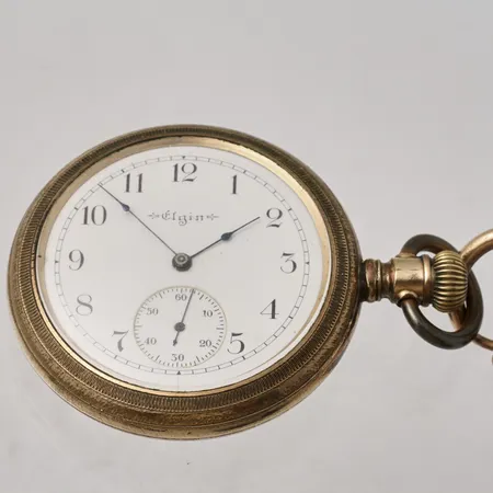 Fickur, Ancre ligne Droite, 15 rubis, manuell, Ø51mm, boettnr 127855, ytterboett i silver 800/1000, liten sekundvisare, urslag i urtavla, saknar glas, bruttovikt 76,66g.