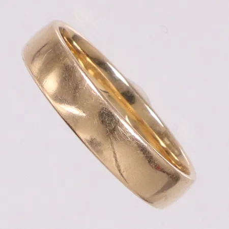 Ring slät stl: 20¼, gravyr, 18K Vikt: 6,5 g