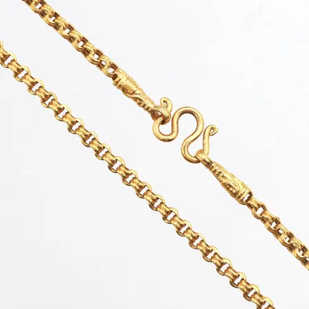 Collier, längd 62cm, bredd 3,4mm, Thaiguld, 2 Baht, 23K. Vikt: 30,4 g