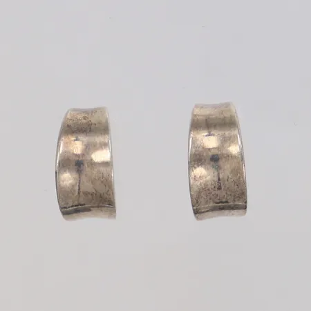 Ett par örhängen, 14mm, bredd 6,8mm, 925/1000 silver Vikt: 3,4 g