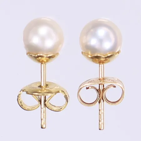 Ett par örhängen med pärlor 16x6mm 18K Bruttovikt: 1,3g Vikt: 1,3 g