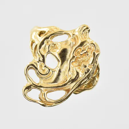 Ring stl:18¼ bredd 2-21mm, 18K. Vikt: 5,6 g