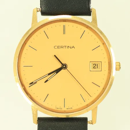 Herrur Certina Ø 33mm, quartz, svart läderband, 18K i boett, gravyr på baksida, 18K, går ej