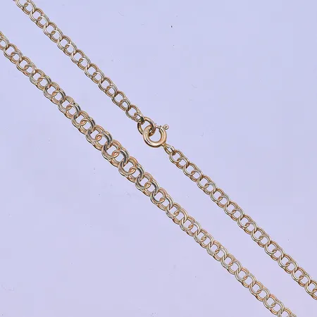 Collier doserad Bismarck längd 42cm bredd 3-4mm 18K. Vikt: 5,2 g