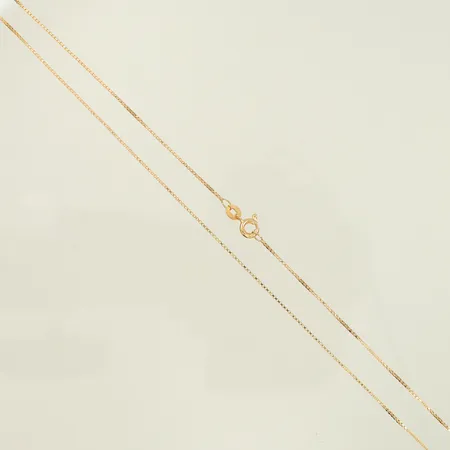 Halskedja Venezia längd 44cm, bredd 1mm, 18K, 2,6g Vikt: 2,6 g