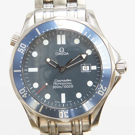 Herrur Omega Seamaster Professional 300m, stål, quartz, 42mm, refnr:25418000, snr:58838997, cal:1538, repig, certifikat , garantikort, manual, extra länkbitar, box med slitage, ytterkartong