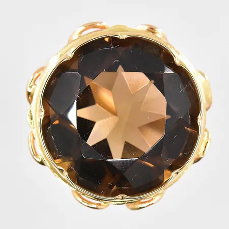 Ring med rökkvarts stl:17¼ fattning ca Ø21mm 18K Vikt: 8,9 g