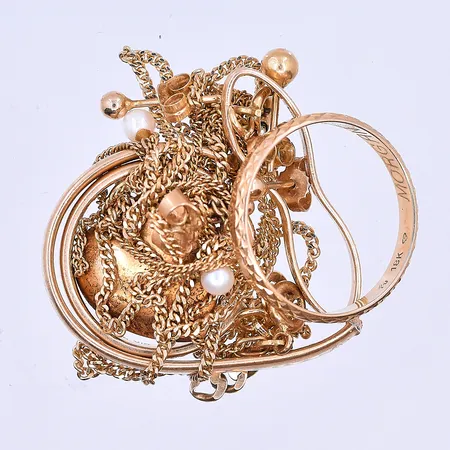 Diverse guld 18K. Vikt: 20 g