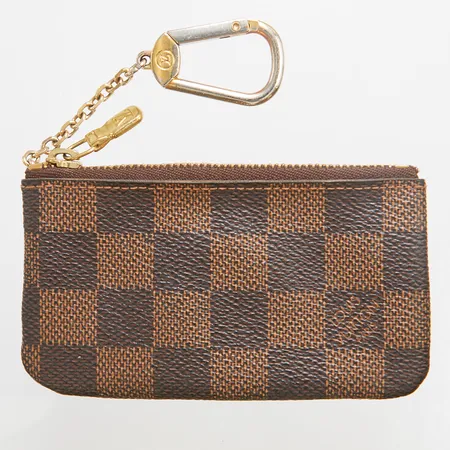 Louis Vuitton Key Pouch Damier canvas, CT2173, färgbortfall på beslag, kvitto från Affordable Luxury 2023, box