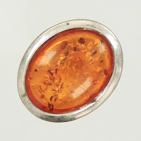 Ring med bärnsten, stl 16¾, ovandel 20x26mm, färgfläckar på skenan, silver 925/1000-delar, 5,6g totalt