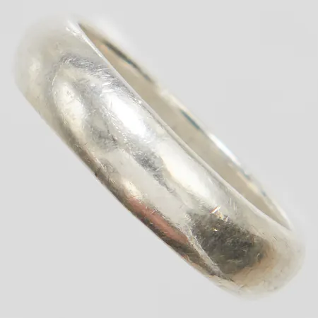 Ring slät GHA stl:17, bredd 5mm, repig, 925/1000 silver Vikt: 4,8g Vikt: 4,8 g