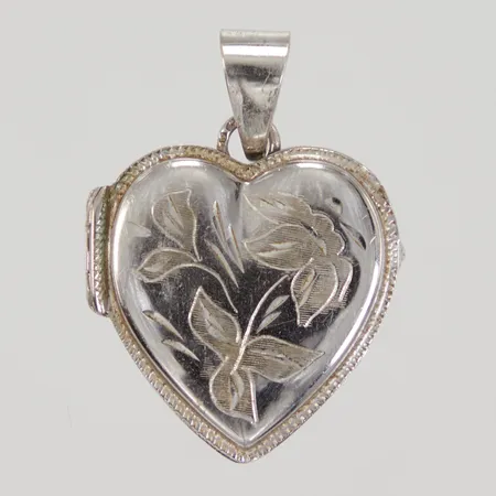 Hänge, hjärta öppningsbart, 30mm, bredd 23mm, mönsterdekor, 835/1000 silver Vikt: 3,5 g