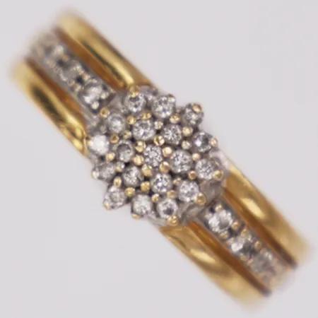 Ring diamanter 25 x ca0,01ct GHA stl:17½ bredd 5-8,1mm, 18K Vikt: 5,3 g