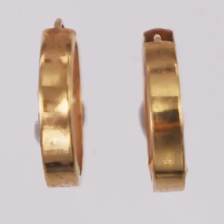 Örhängen längd 15mm, skeva, bucklor, 18K Vikt: 0,8 g