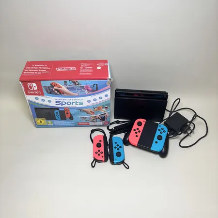 Nintendo Switch modell: HAC-001(-01), laddare, extra handkontroll, dockningsstation defekt originalkartong.