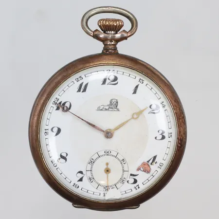 Fickur Ø52mm snr. 216553 manuell uppdragning, går ej defekt urtavla silver i boett 800/1000