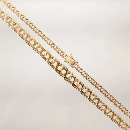 Kedja doserad bismarck längd: 43cm bredd: 4-8mm kistlås 18k Vikt: 20,1 g