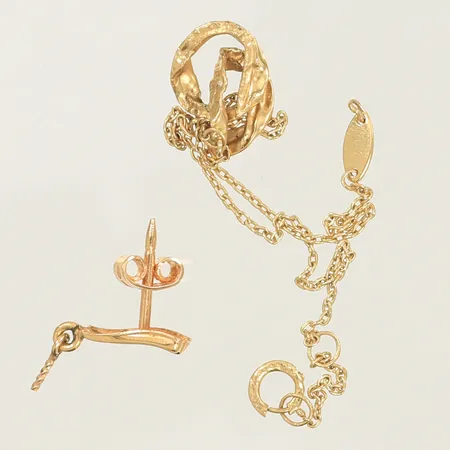 Diverse guld, udda örhänge, armband defekt/av 18K Vikt: 1,9 g