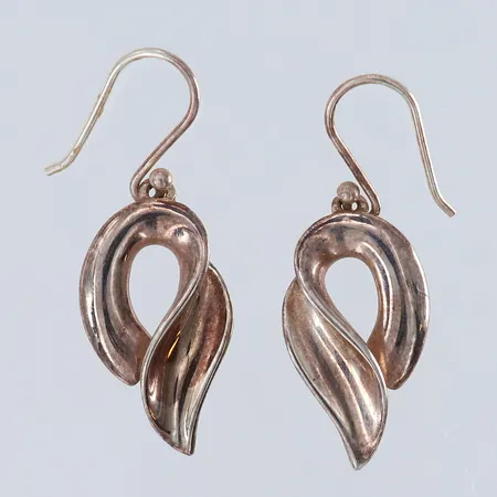Ett par örhängen 34x13mm silver 925/1000.  Vikt: 4,3 g