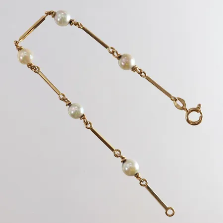 Armband med stavar och pärlor längd 17cm bredd 1-5mm 18K Vikt: 5,8 g