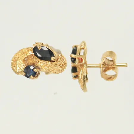 Ett par örhängen med 4 blå stenar, 12x8mm, 18K 2,6g