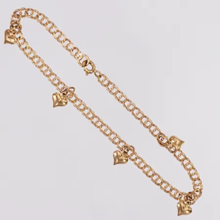Armband Bismarck med berlocker hjärtan längd 18cm, bredd 3,2mm, GHA, 18K Vikt: 4,1 g