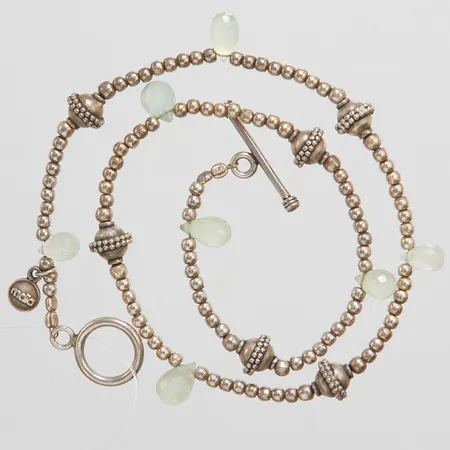 Collier med prehnit längd 39cm, T-lås, maïa, 925/1000 silver Vikt: 20,3g Vikt: 20,3 g