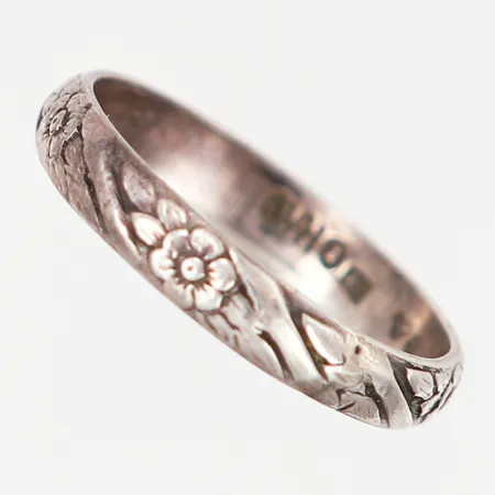 Ring mönstrad blommor 17½ bredd: 3mm, slitage, silver 830/1000 Vikt: 1,9 g