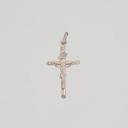 Hänge Krucifix 32X15mm, 925/1000 silver Vikt: 1,9 g