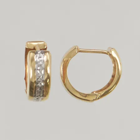 Örhängen 11x13mm 18K 1,4g.