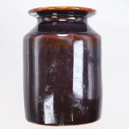 Vas Carl-Harry Stålhane för Rörstrand, serie "SAG", glaserat stengods, höjd 18cm Skickas med paket.