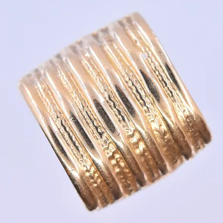 Ring stl: 18¾ bredd 5-20 mm 18K. Vikt: 18 g