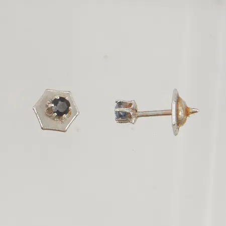 Örhängen 3mm safirer, vitguld 18K 0,9g.