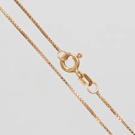Kedja Venezia längd 39cm, bredd 0,8mm, 18K Vikt: 2,3g Vikt: 2,3 g